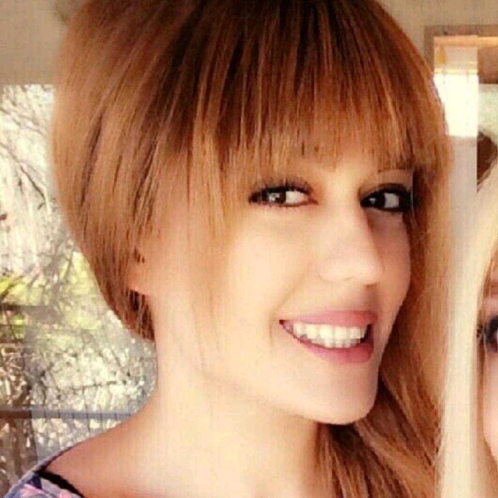 Meet your Posher, Niki